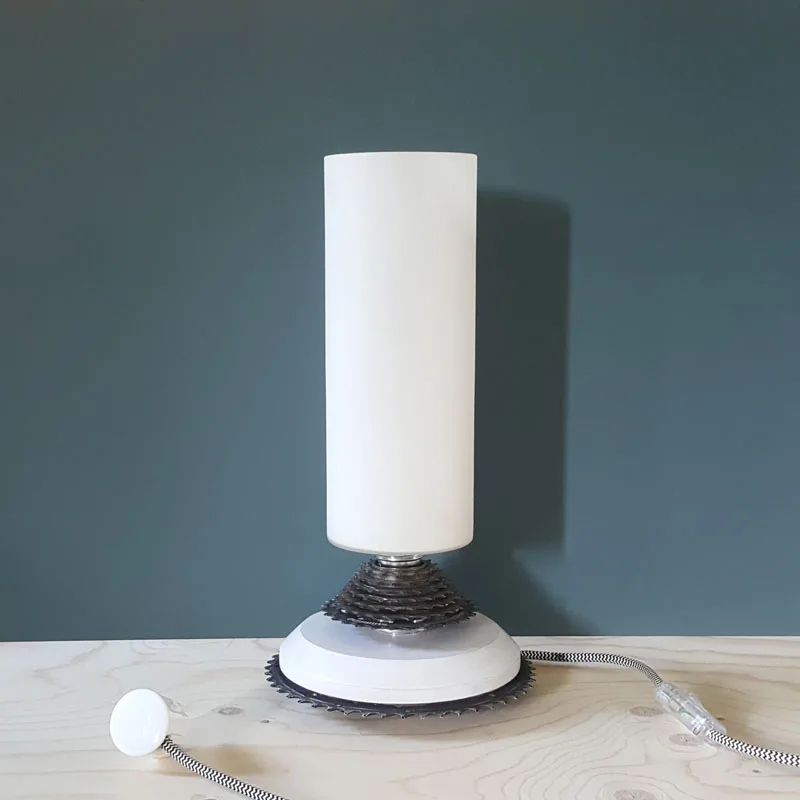 Pillar - Tischlampe Lampe Recycling + Upcycling = nachhaltige Designer-Möbel + Accessoires aus Leipzig